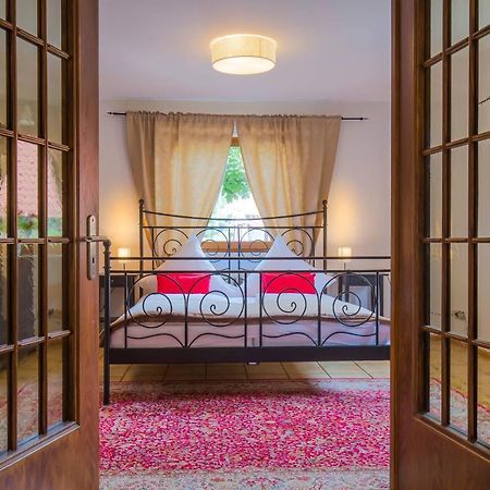 Epa Apartment - Espana Style Руст Екстериор снимка